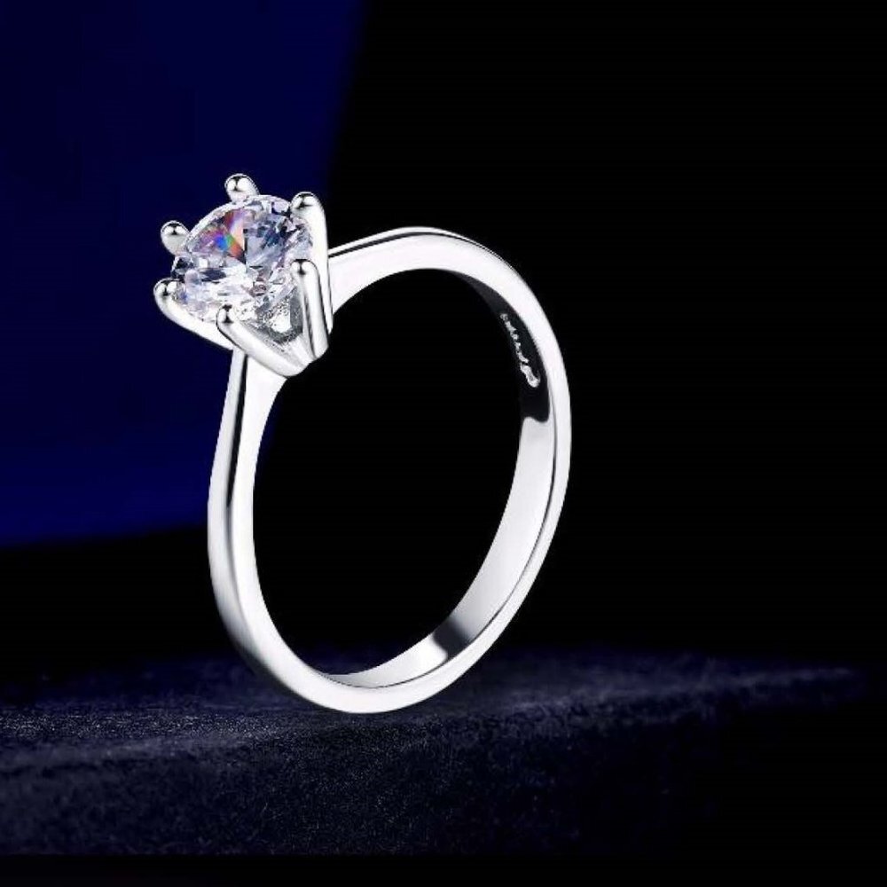 Rylie Ring - 1K Brilliant White CZ Solitaire Engagment Ring - White Gold